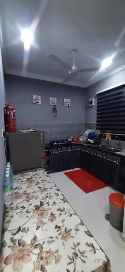 Homestay Restu Bonda Kampung Cerang Ruku エクステリア 写真